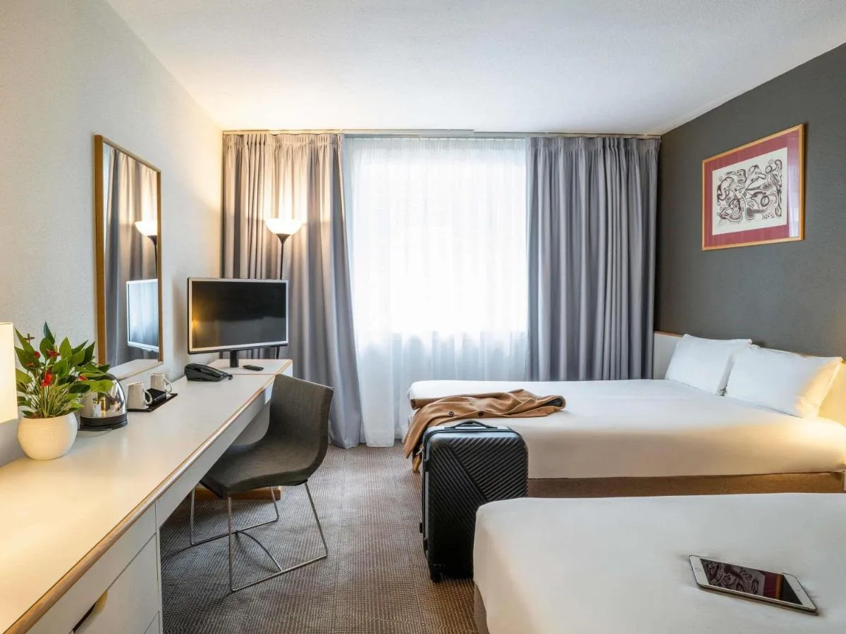 Standard Room with 2 Queen Beds